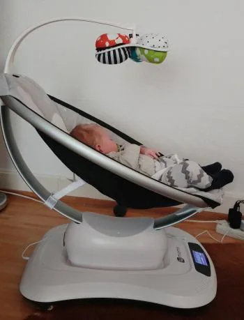 Mamaroo Babywippe Test