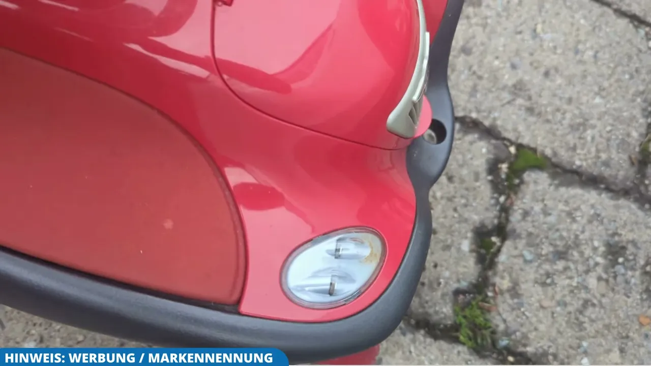 In meinem Test haben mich die integrierten LED-Scheinwerfer und Blinker sofort als echtes Highlight überzeugt.