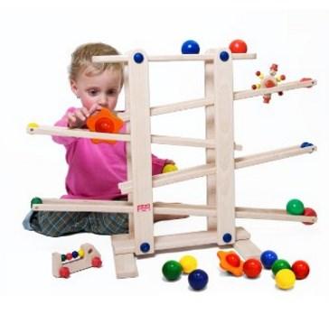 Holzspielzeug Test Trihorse