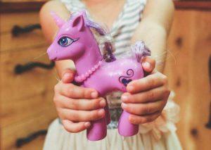Einhorn-Spielzeug für Mädchen: Unsere Top 6 Empfehlungen Einhorn-Spielzeug für Mädchen: Unsere Top 6 Empfehlungen