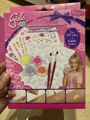 Glitzer Tattoo Set fuer Kinder Testbericht (1)