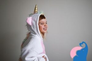 Einhorn-Maske basteln – Schnell & Einfach