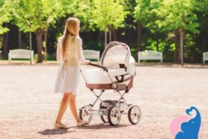 Ab wann Kinderwagen umdrehen und nach vorne richten?