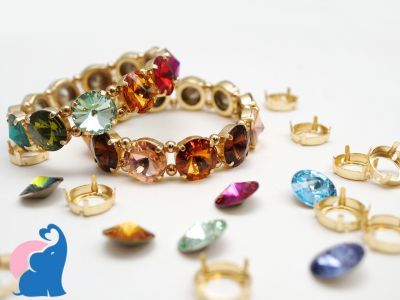 Schmuck als besonderes Geschenk zum Bachelorabschluss