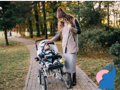 Was muss man im Kinderwagen im Fruehling, Sommer, Herbst und Winter immer dabeihaben?