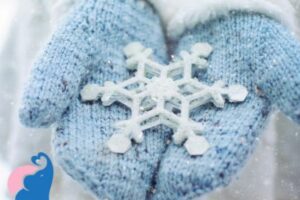Schneeflocken basteln: Kinderleichte Ideen