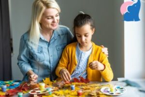 Herbstdeko basteln: Kinderleichte Ideen